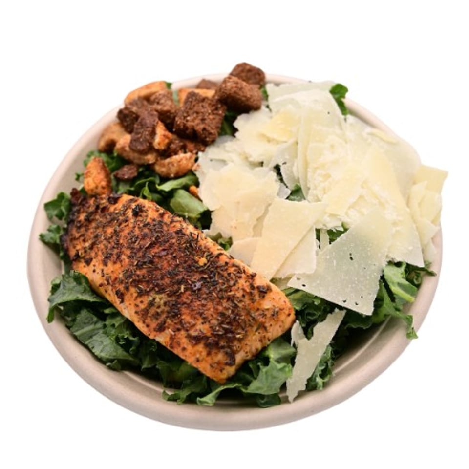 Fresh Salmon Salad: A Healthy Delight